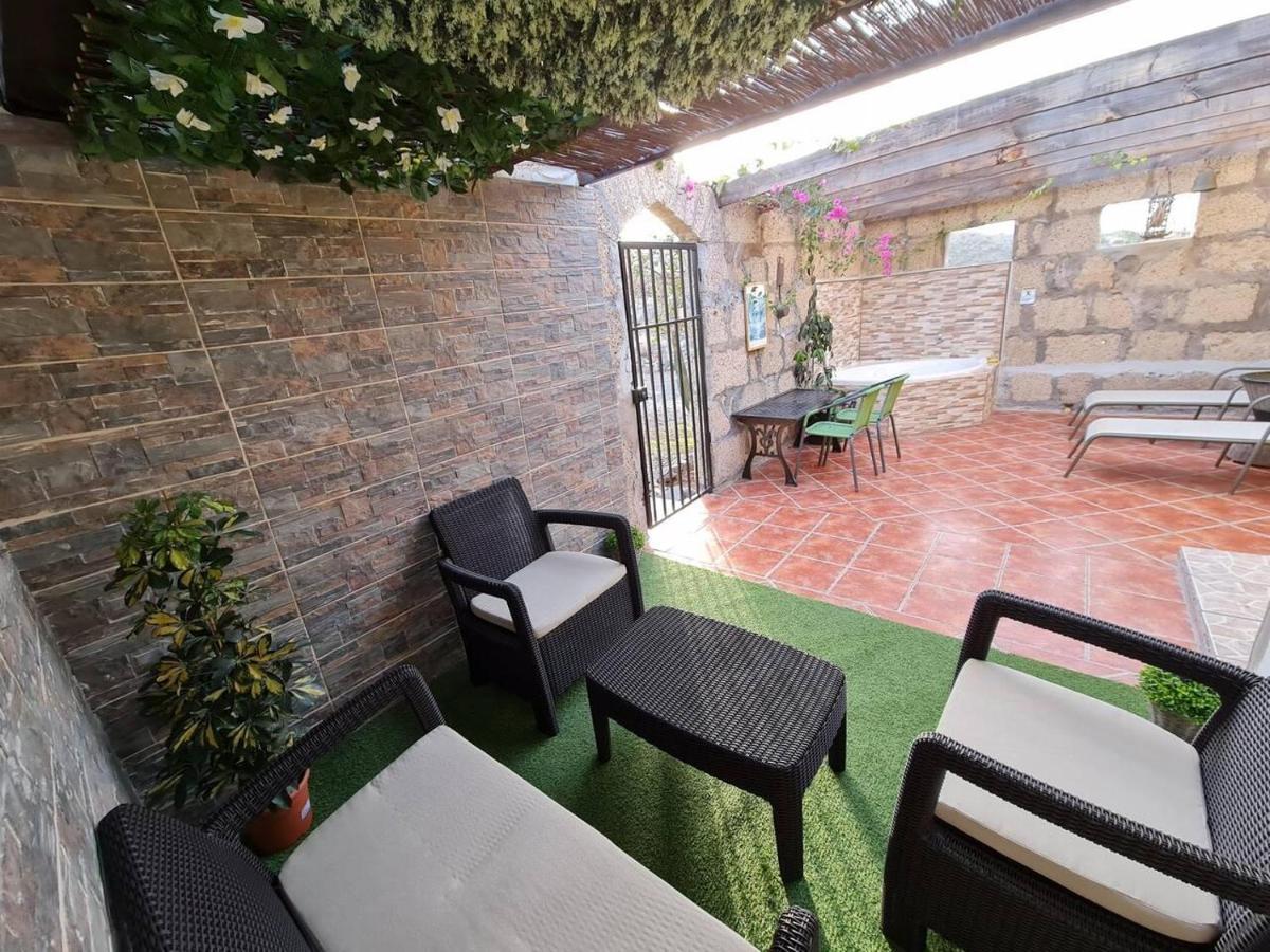 הוילה Guía de Isora Sunny Island Retreat In Tejina De Isora מראה חיצוני תמונה